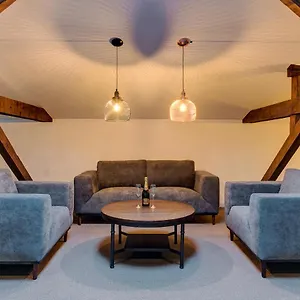 4* Apart Otel Upstairs Boutique
